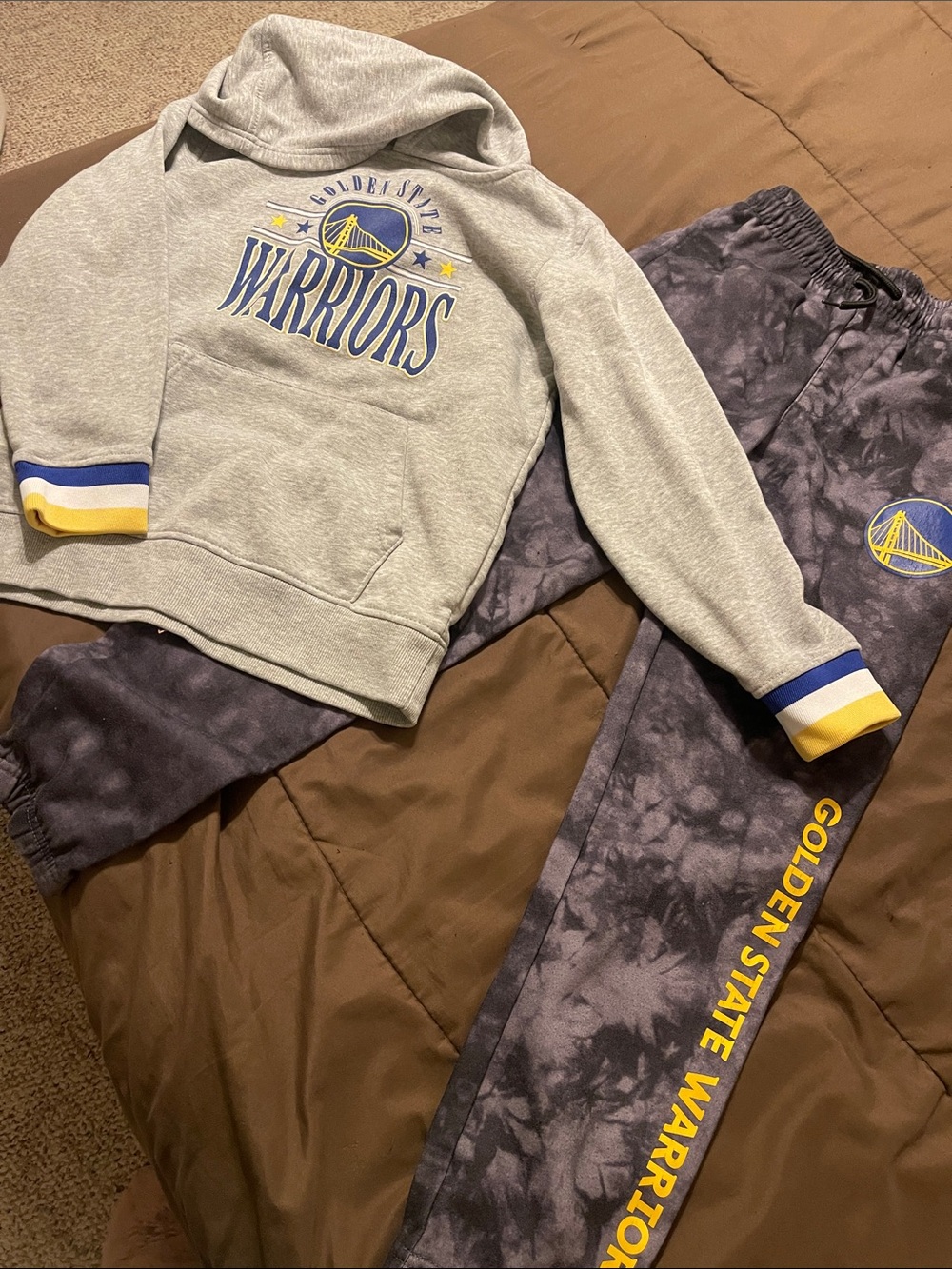 Kids NBA Gray & Blue Hoodie and Joggers, size medium 10-12.